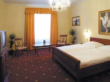 Film Hotel