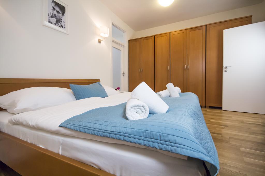 Film Hotel